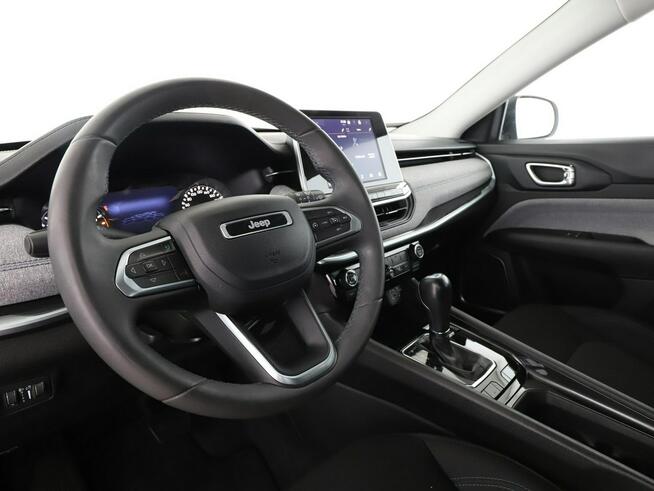Jeep Compass lift automat grzane fotele i kierownica kamera i czujniki parkowania