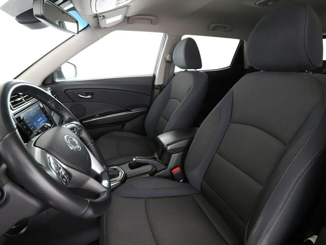 SsangYong Tivoli automat navi klima auto grzane fotele kamera i czujniki parkowania
