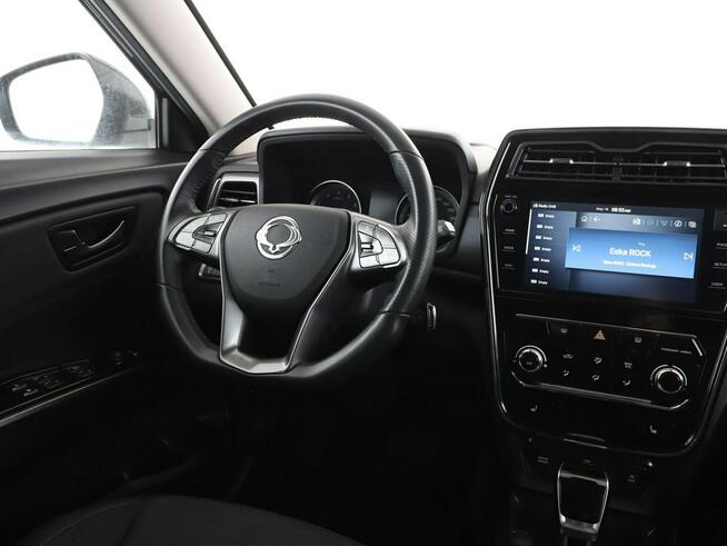 SsangYong Tivoli automat navi klima auto grzane fotele kamera i czujniki parkowania