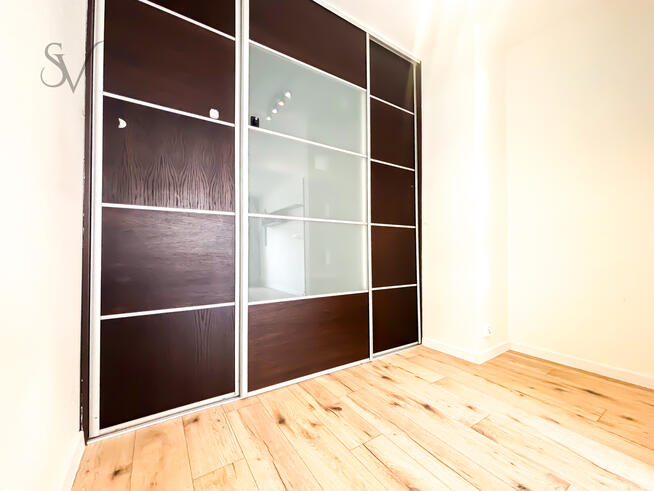 2700 ALL | M Post | Balkon | Piekarnik | ENG
