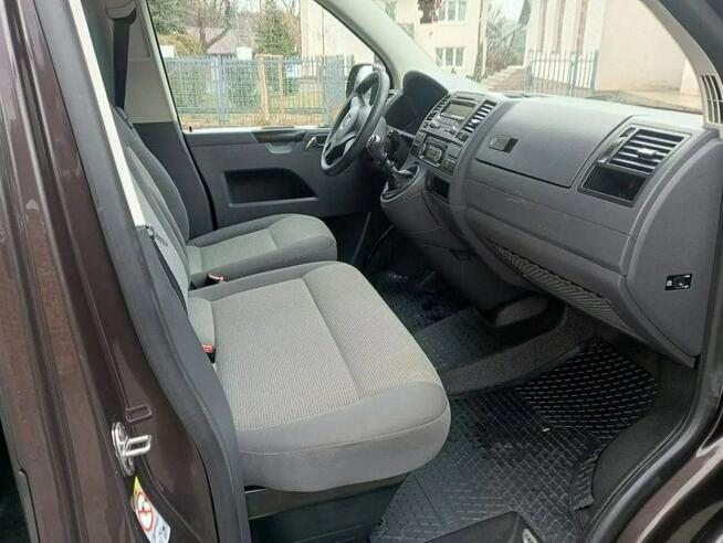 Volkswagen Caravelle Po opłatach bezwypadkowy udokumentowany przebieg