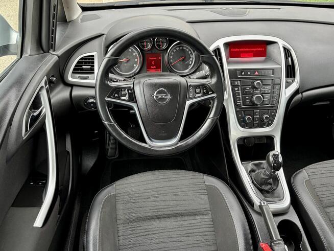 Opel Astra J 2014 - benzyna 1.6 MPI moc 115 KM tylko 124 km