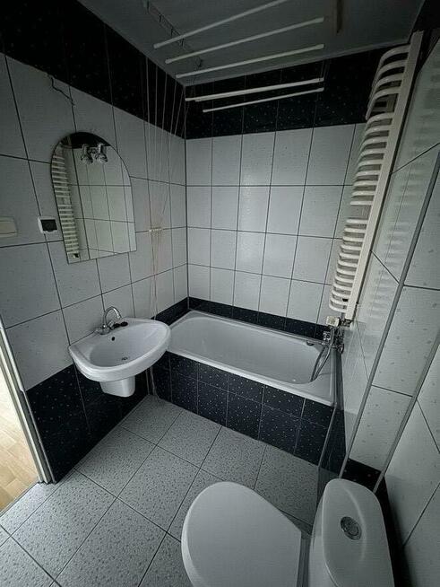 wynajmę przestronną kawalerkę