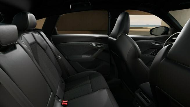 Audi Q6 e-tron MatrixLED_Kamery360_Półskóry_Asystenci_TechPlus_3-strefy_CarPlay_FV23%