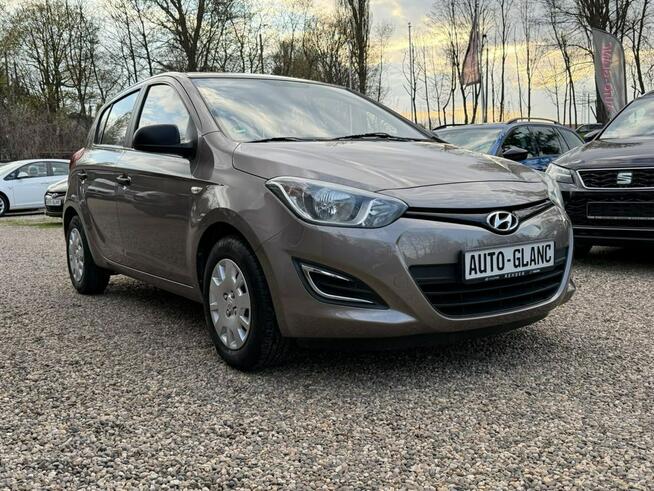 Hyundai i20 * REZERWACJA * Tylko 83 Tyś KM * Benzyna 1.2 Zwykły * KLIMA *
