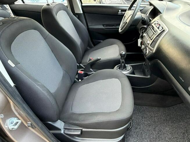 Hyundai i20 * REZERWACJA * Tylko 83 Tyś KM * Benzyna 1.2 Zwykły * KLIMA *