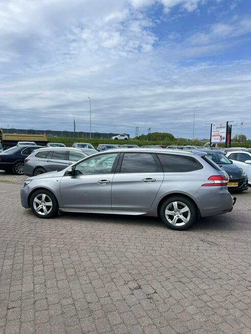 Peugeot 308 Panorama