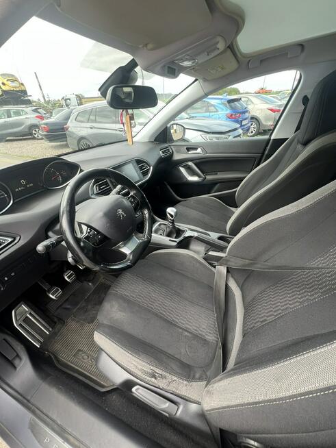 Peugeot 308 Panorama