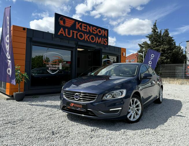 Volvo S60 D3, LED, Kamera cofania, Skórzana tapicerka, HAK, Asystent pasa ruchu