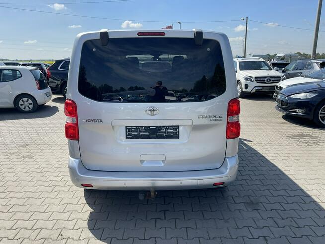Toyota Proace Verso VIP Skóra Pamięć Fotele kapitańskie HAK