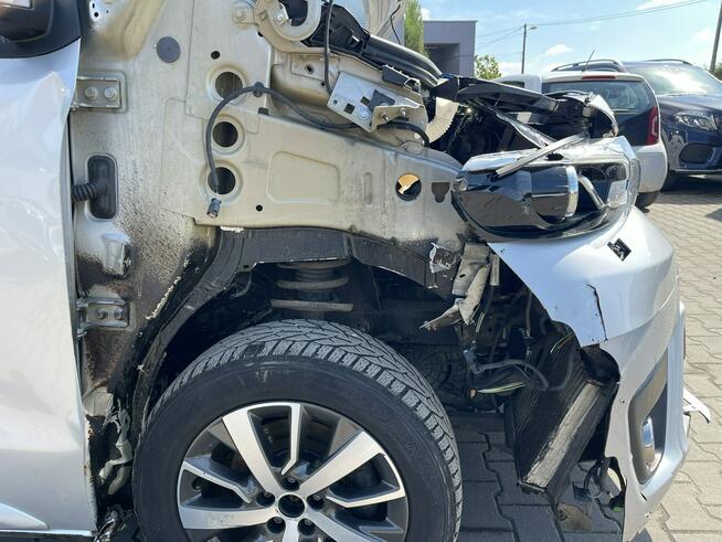 Toyota Proace Verso VIP Skóra Pamięć Fotele kapitańskie HAK