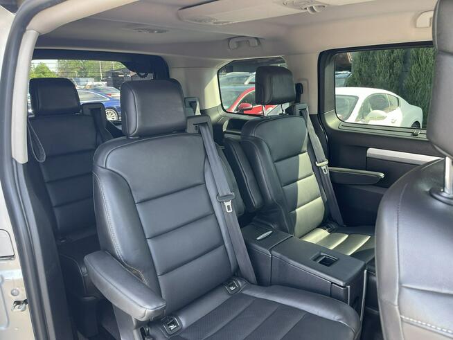 Toyota Proace Verso VIP Skóra Pamięć Fotele kapitańskie HAK
