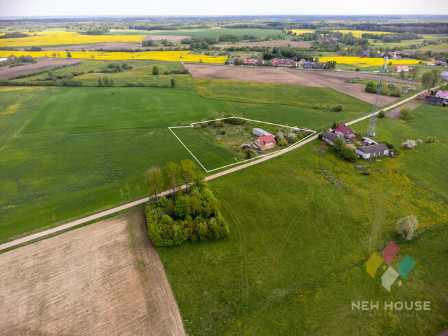 Dom wolnostojący w stanie surowym z warsztatem