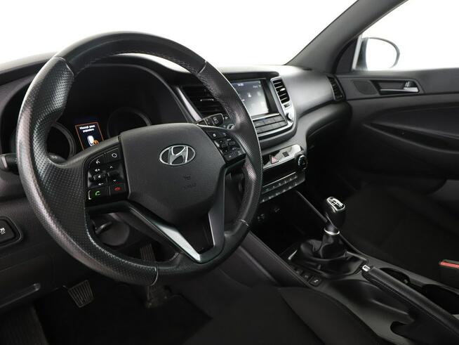Hyundai Tucson panorama navi kamera grzane fotele tempomat