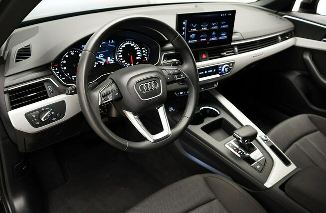 Audi A4 Quattro 45TFSI 265KM Nav LED TempomatACC Kamera Ambiente Alu19