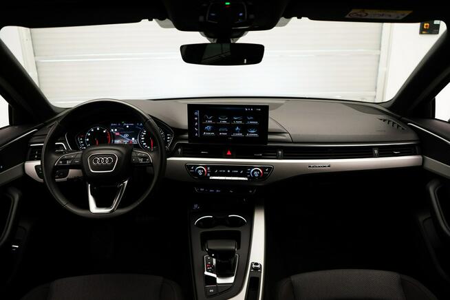 Audi A4 Quattro 45TFSI 265KM Nav LED TempomatACC Kamera Ambiente Alu19