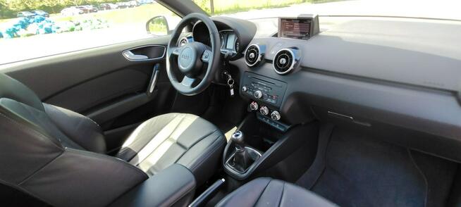 Audi A1 Bogata wersja, stan bardzo dobry.