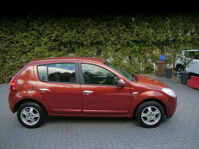 Dacia Sandero 1.4zwykły silnik Kilma Stan b.dobry bezwypadkowy Niemiec Gwarancja12m