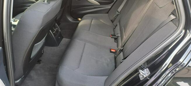 BMW 318 Bardzo ładny egzemplarz, Automat, Nawigacja, Alu 18"