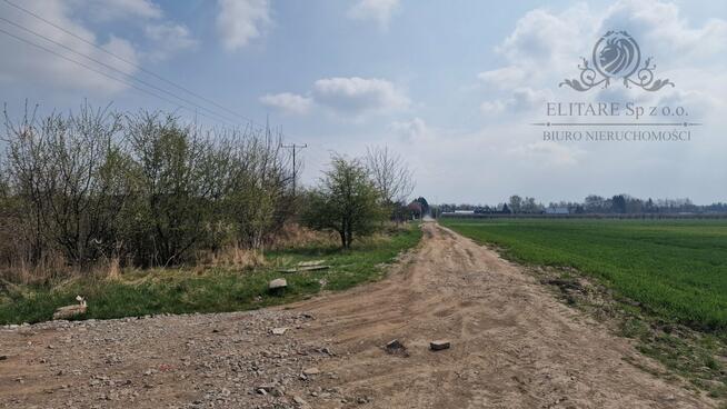 Piekna działka budowlana w cichej i zielonej okloicy z widokiem na Ślężę!!!