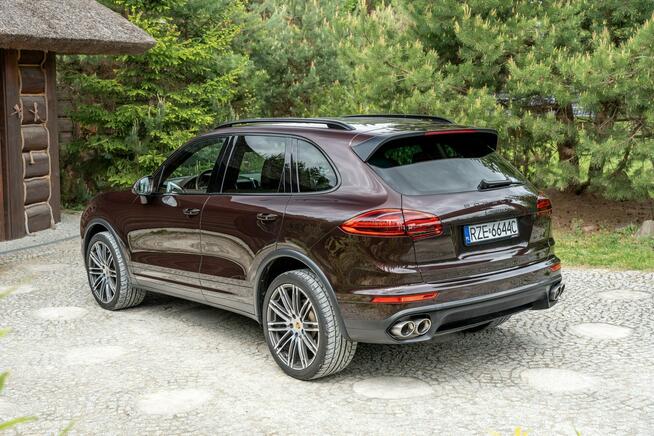 Porsche Cayenne S 4.2 V8 385KM / Sport Chrono Plus / 2kpl kół / Salon PL / Bezwypad / FV