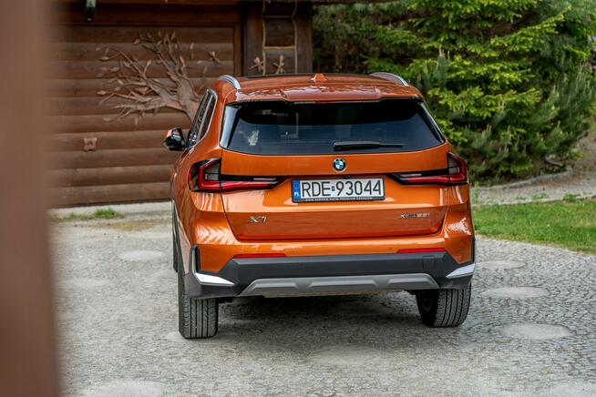 BMW X1 U11 Premium Pack / Dach Panoramiczny / LED / Steptronic / 2022