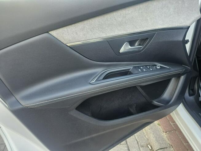 Peugeot 3008 GT 1.6 300PS * 117 tys km GT Full LED KAMERA BEZWYPADKOWY