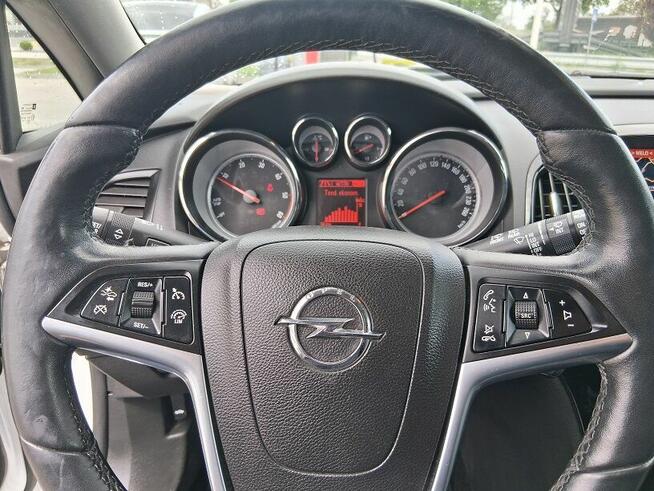 Opel Astra Navi LED BiXenon Ogrzewana kierownica Klimatronic