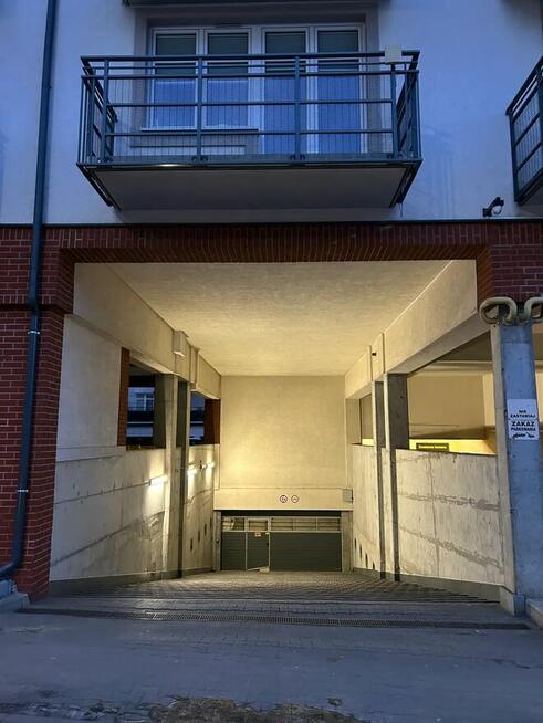 Mieście parkingowe na wynajem w Śródmieściu