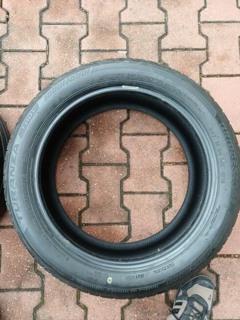 Bridgestone Turanza T001 205/50 R17
