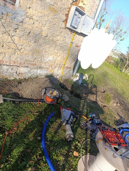 Uziemiemie, rozdzielnica,kable, przewody,oświetlenie, elektryk