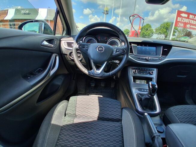 Opel Astra Navi FULL LED Ogrzewana kierownica Klimatronic Za