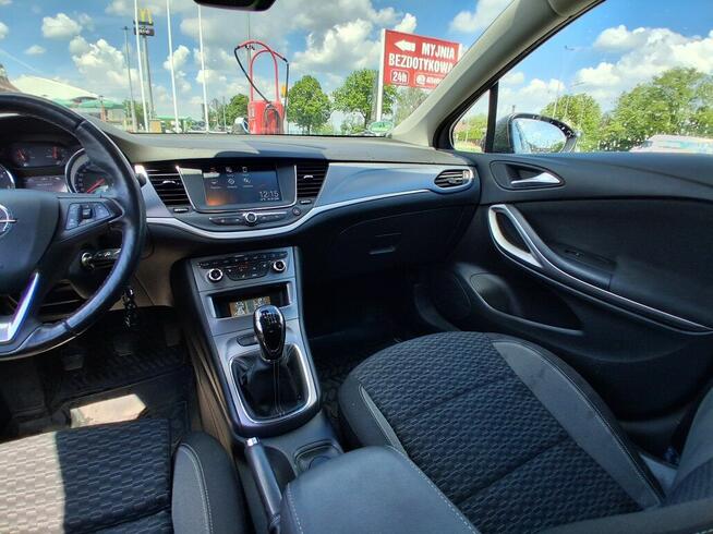 Opel Astra Navi FULL LED Ogrzewana kierownica Klimatronic Za
