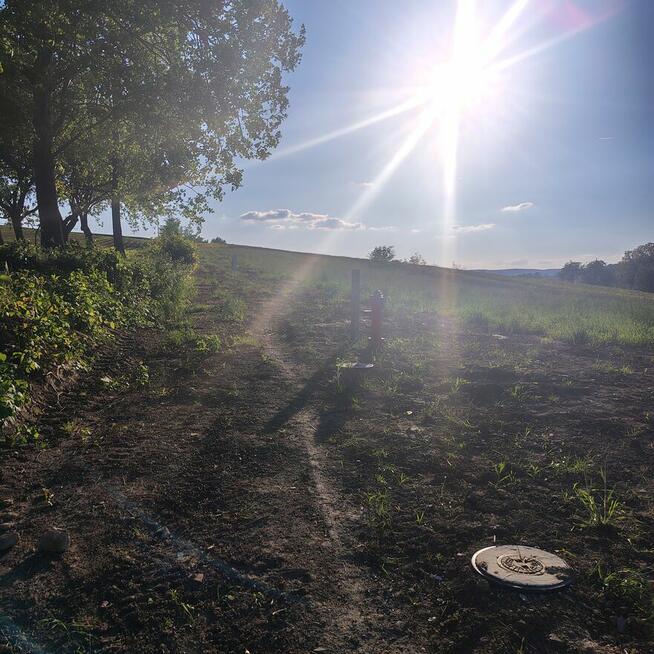 Sprzedam działkę budowlaną z warunkami zabudowy