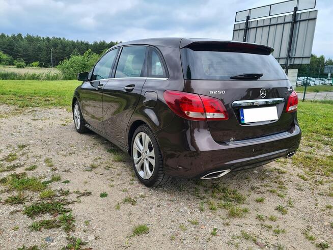 Mercedes B250 4-matic 2,0 benzyna Automat Skóry