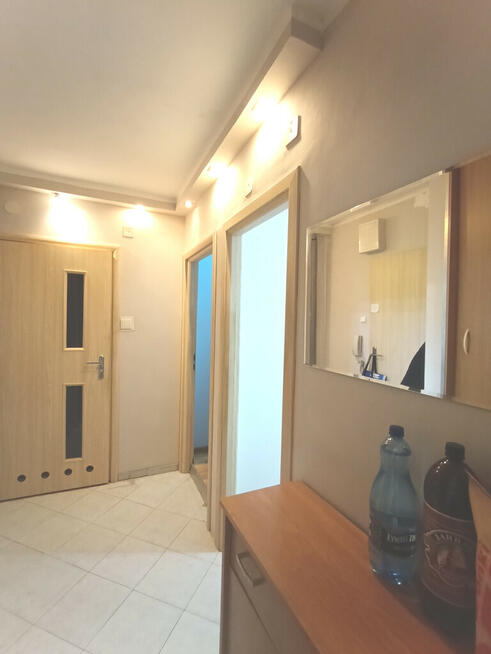 Sprzedaż mieszk.38 m2. 2 pokoje niski blok /parter