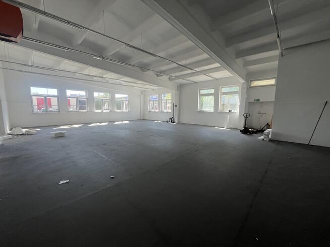 Łęczna - hala 1000m2 z zamieszkaniem