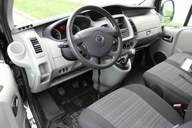 Nissan Primastar DCi 115 KM Mały Przebieg 90 tys km 3 x klima 9 osobowy