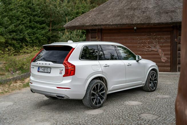 Volvo XC 90 T6 Momentum / 2.0 320KM AWD / 7-osobowy / Kamera / Panorama / Blis FV
