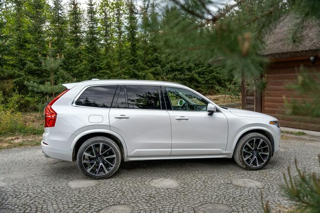 Volvo XC 90 T6 Momentum / 2.0 320KM AWD / 7-osobowy / Kamera / Panorama / Blis FV