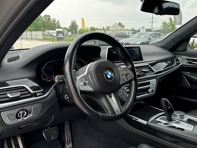 BMW Seria 7, 2021