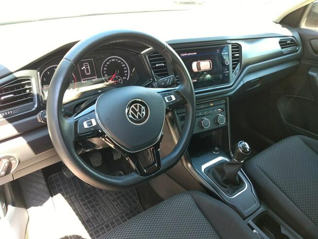Volkswagen T-Roc 1,0 TSI 110 KM klimatyzacja czujniki parkowania app conect