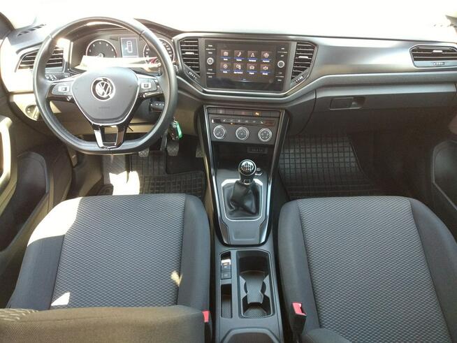 Volkswagen T-Roc 1,0 TSI 110 KM klimatyzacja czujniki parkowania app conect