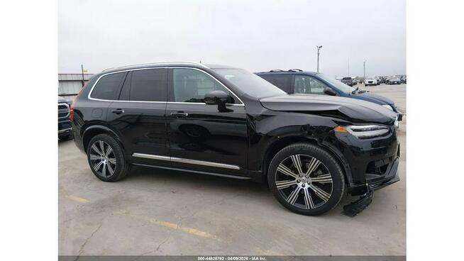 Volvo XC 90 / AWD / Najbogatsza wersja INSCRIPTION / niski przebieg