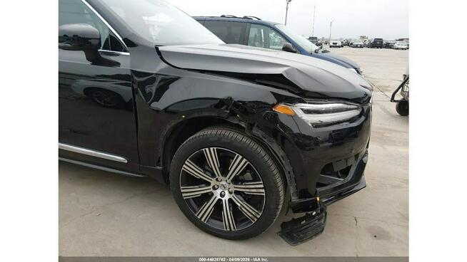 Volvo XC 90 / AWD / Najbogatsza wersja INSCRIPTION / niski przebieg