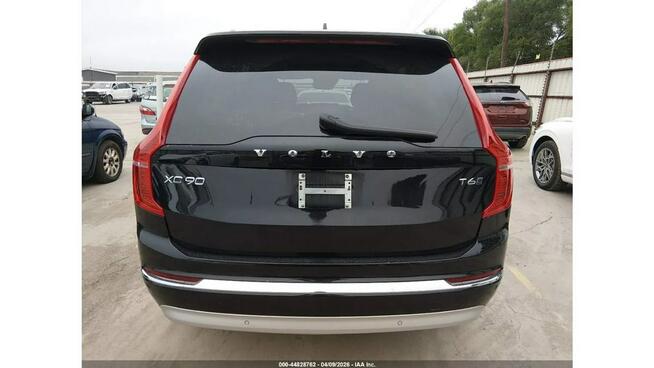 Volvo XC 90 / AWD / Najbogatsza wersja INSCRIPTION / niski przebieg