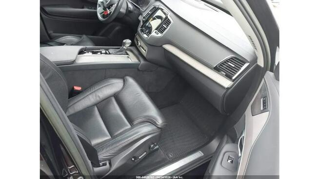 Volvo XC 90 / AWD / Najbogatsza wersja INSCRIPTION / niski przebieg