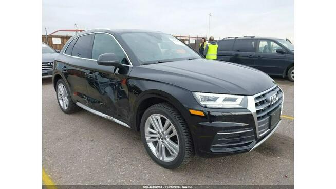 Audi Q5 / Quattro / automat / niski przebieg
