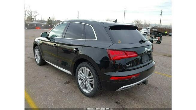 Audi Q5 / Quattro / automat / niski przebieg