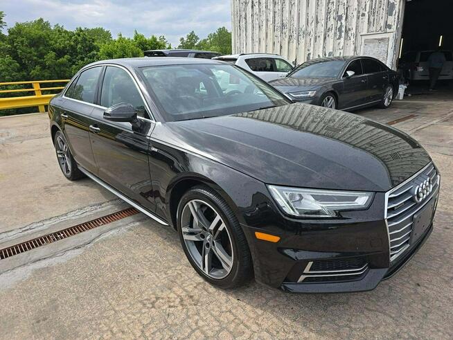 Audi A4 Quattro / S-Line / virtual